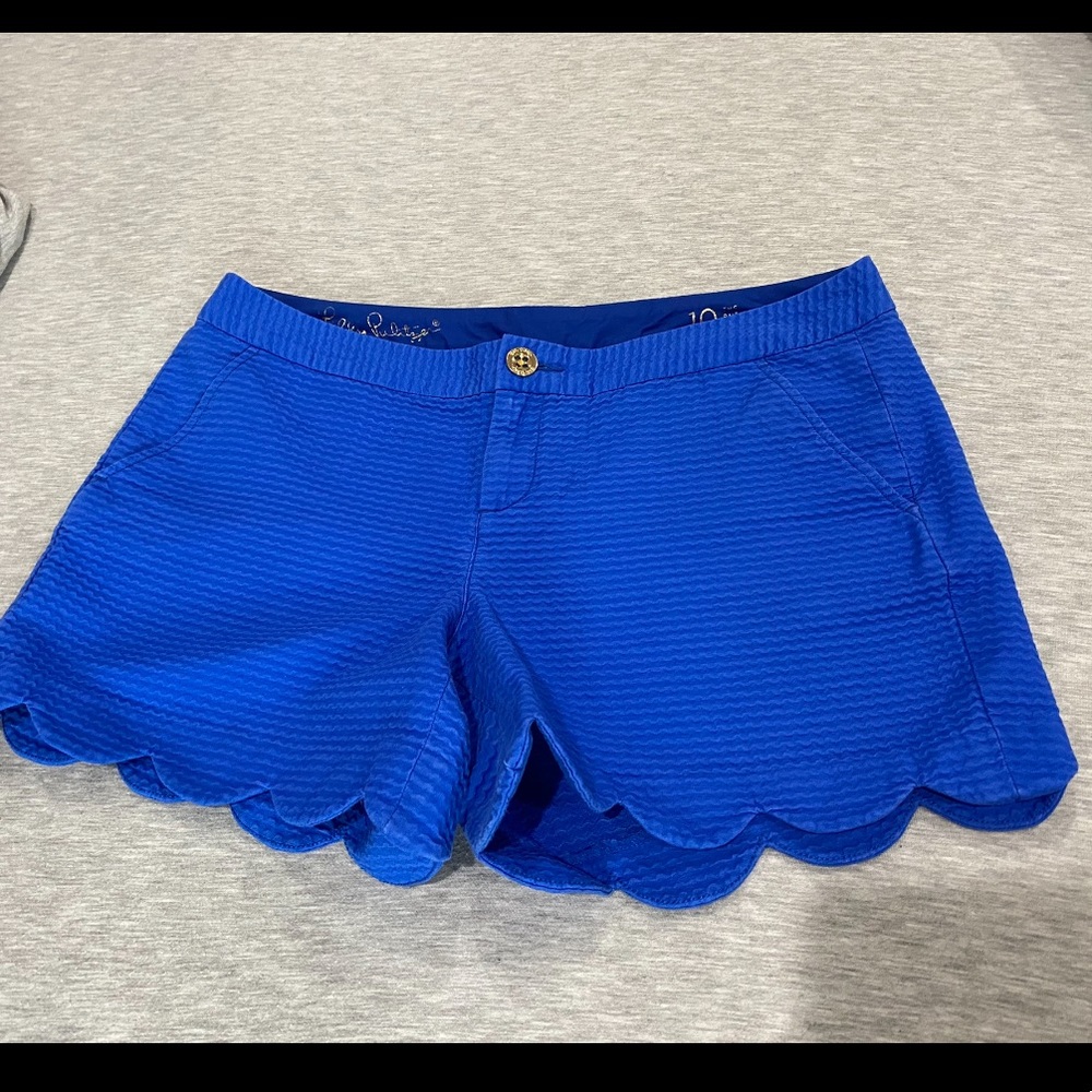 $35❌SOLD!❌Lilly Pulitzer ButterCup Shorts Size 10
